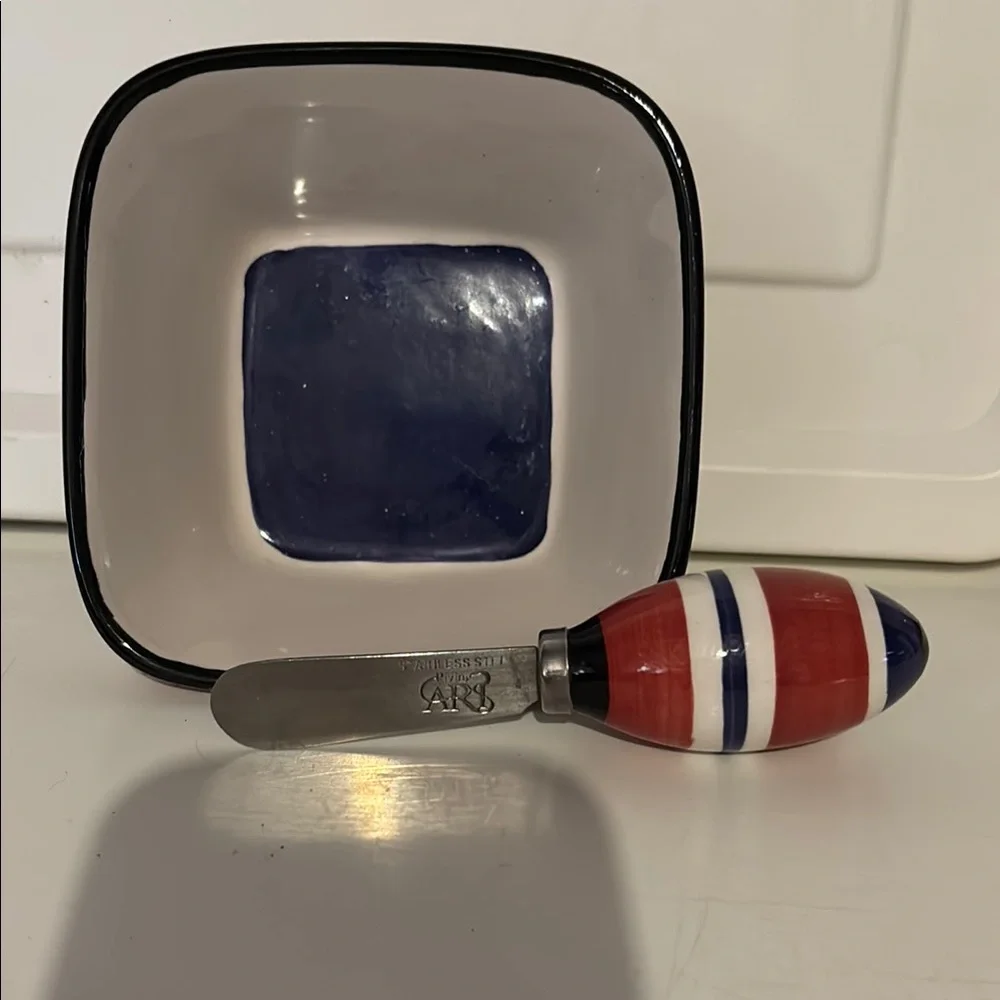 Red, White, and Blue Striped Bowl with Spreader - Picture 2 of 3